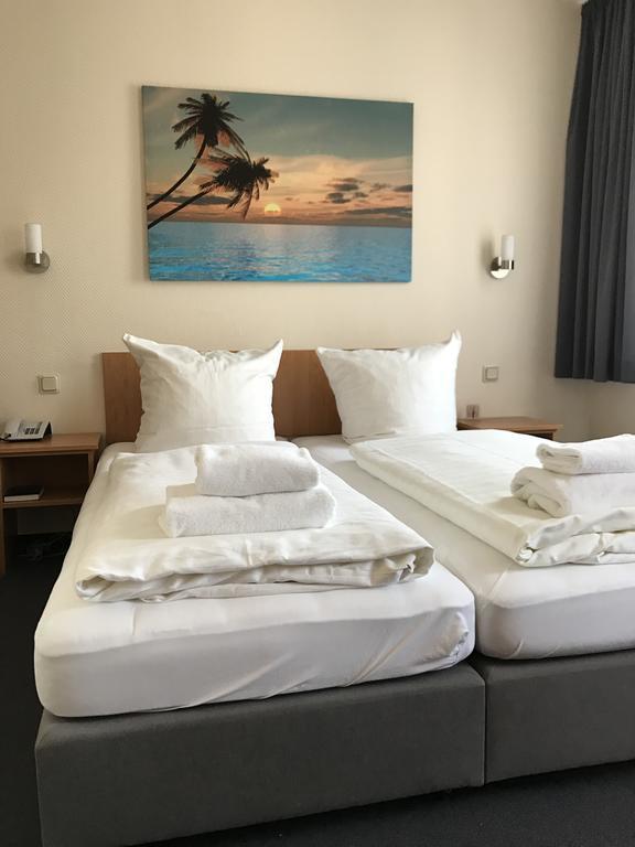 Hotel La Isla Köln Eksteriør billede