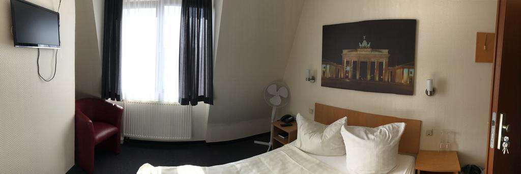 Hotel La Isla Köln Eksteriør billede